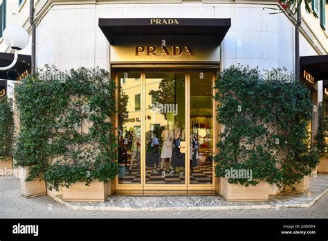 Prada negozi a Forte dei marmi, telefono, indirizzo e orari